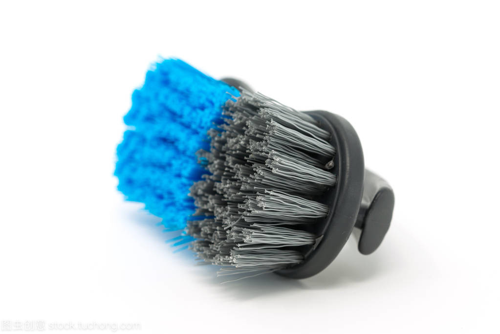 孤立的白色背景上的清洗刷